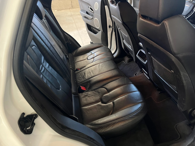 Land Rover Range Rover Evoque 2.2 Diesel - автомобили, коли, обяви за нови и употребявани 8