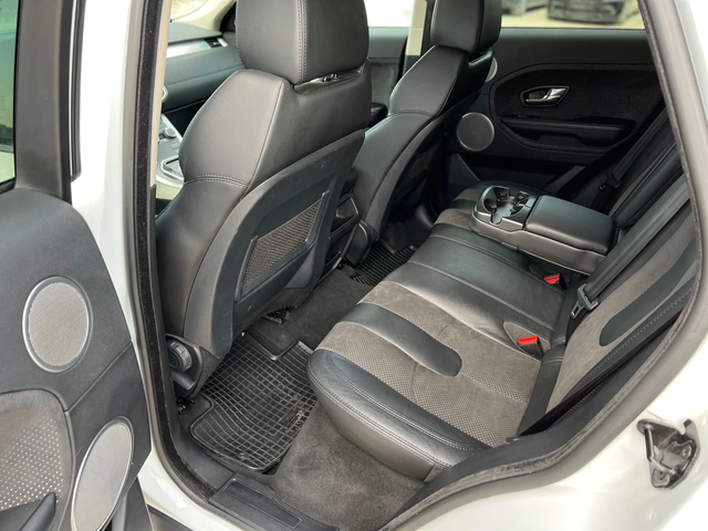 Land Rover Range Rover Evoque 2.2= TD4= NAVI= KAMERA= MERIDIAN= - автомобили, коли, обяви за нови и употребявани 13