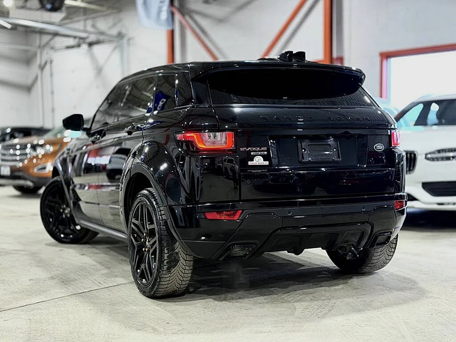 Land Rover Range Rover Evoque HSE Dynamic AWD| ALL BLACK EDITION - автомобили, коли, обяви за нови и употребявани 3