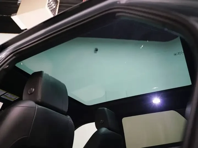 Land Rover Range Rover Evoque FIRST EDITION | MERIDIAN | HUD | PANO | CARFAX - автомобили, коли, обяви за нови и употребявани 16