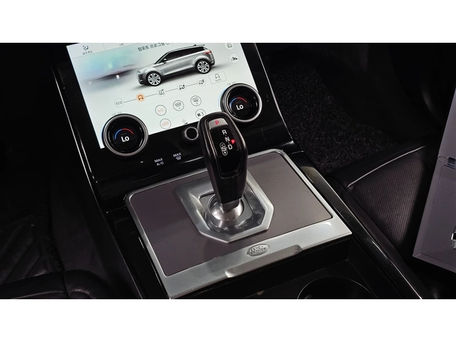 Land Rover Range Rover Evoque D180 SE - автомобили, коли, обяви за нови и употребявани 6