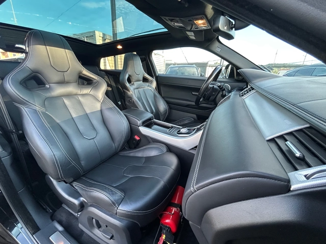 Land Rover Range Rover Evoque 2.0SI* AWD* PANO - автомобили, коли, обяви за нови и употребявани 9