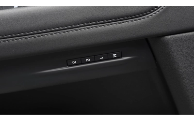 Land Rover Range Rover Evoque P250 SE | Адаптивен круиз | Панорама | Memory - автомобили, коли, обяви за нови и употребявани 11