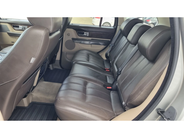 Land Rover Range Rover Sport 3.0 256к.с. - автомобили, коли, обяви за нови и употребявани 12