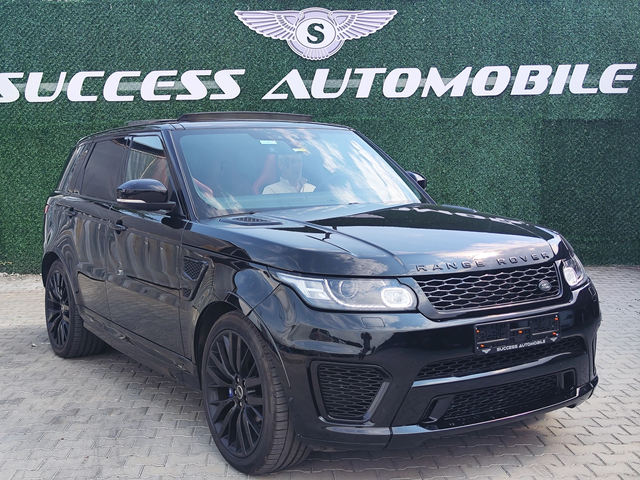 Land Rover Range Rover Sport SVR* MERIDIAN* CARBON* CAMERA* ALCANTAR* LIZING - автомобили, коли, обяви за нови и употребявани 1