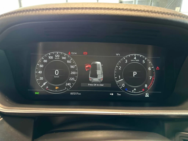 Land Rover Range Rover Sport * HST * CARFAX * ЦЕНА ДО БГ - автомобили, коли, обяви за нови и употребявани 9