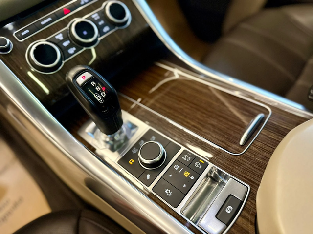 Land Rover Range Rover Sport HSE SDV6* 7-Местен* Лизинг* Pano* - автомобили, коли, обяви за нови и употребявани 11