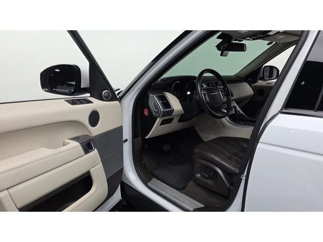 Land Rover Range Rover Sport 3.0 SDV6 HSE | Панорама | Кожа | Memory - автомобили, коли, обяви за нови и употребявани 7