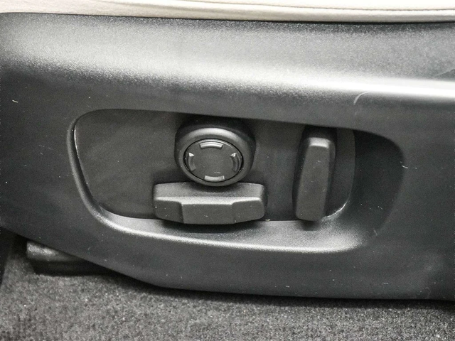 Land Rover Range Rover Velar * S R Dynamic * CARFAX * ЦЕНА ДО БГ - автомобили, коли, обяви за нови и употребявани 12