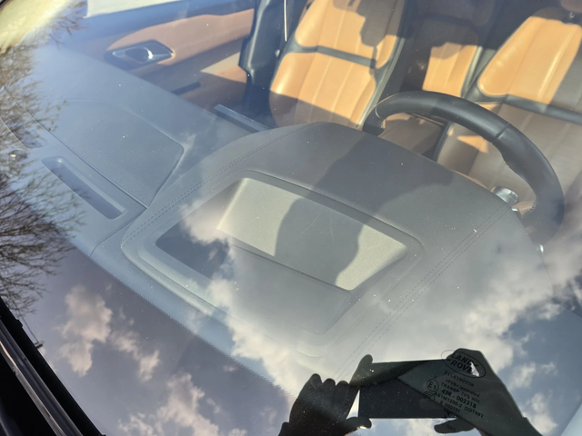 Land Rover Range Rover Velar 3.0d 300к.с Head-up Масаж Панорама - автомобили, коли, обяви за нови и употребявани 8