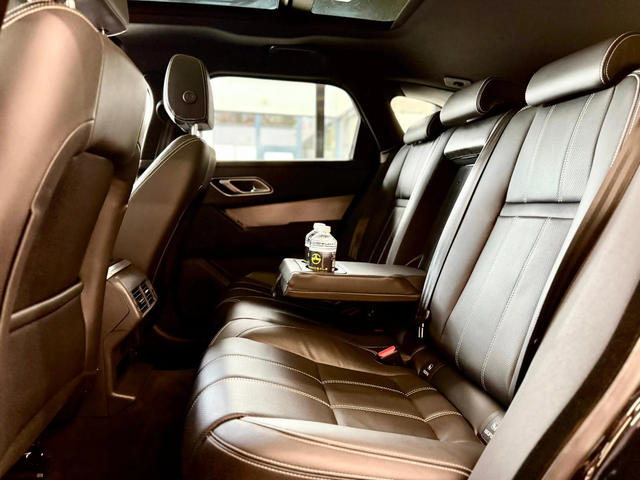 Land Rover Range Rover Velar AWD* R-Dynamic* Панорама* Лизинг - автомобили, коли, обяви за нови и употребявани 7