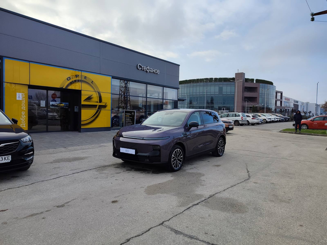 Leapmotor B10 DESIGN BEV 160kW SUV - автомобили, коли, обяви за нови и употребявани 15