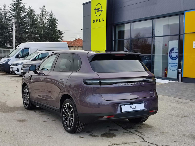 Leapmotor B10 DESIGN BEV 160kW SUV - автомобили, коли, обяви за нови и употребявани 5