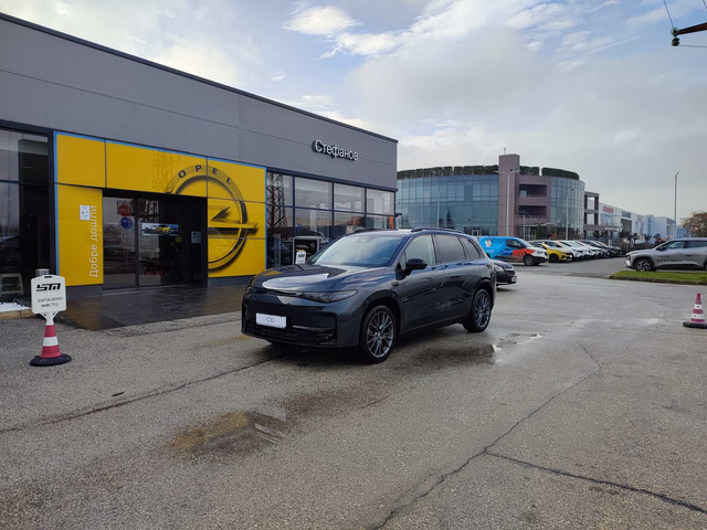 Leapmotor C10 LIFE Hybrid REEV - автомобили, коли, обяви за нови и употребявани 15