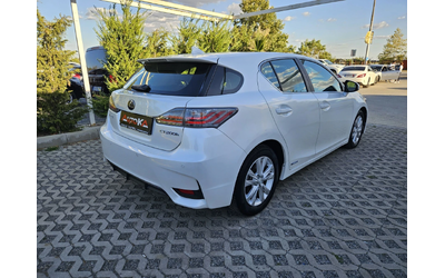 lexus-ct-200h - 2