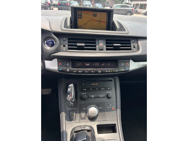 Lexus CT 200h 1.8 HYBRID AVTOMAT/NAVI/KAMERA EURO 5 - автомобили, коли, обяви за нови и употребявани 11