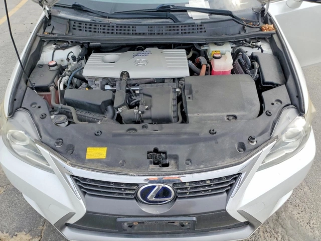 Lexus CT 200h - автомобили, коли, обяви за нови и употребявани 10
