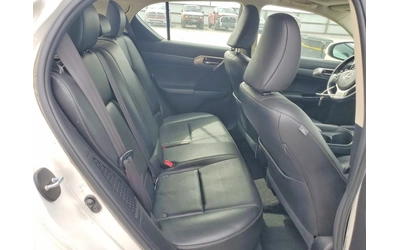 Lexus CT 200h - автомобили, коли, обяви за нови и употребявани 6
