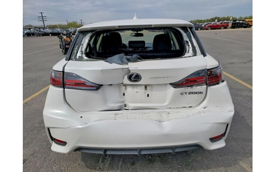 Lexus CT 200h - автомобили, коли, обяви за нови и употребявани 8