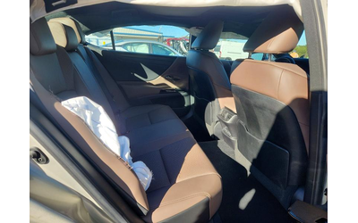 Lexus ES 2.5L 4 ALL WHEEL DRIVE - автомобили, коли, обяви за нови и употребявани 10