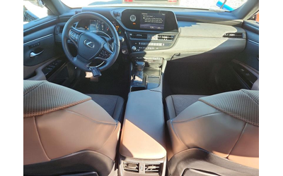 Lexus ES 2.5L 4 ALL WHEEL DRIVE - автомобили, коли, обяви за нови и употребявани 8