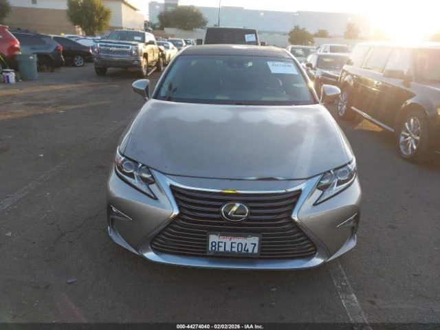 Lexus ES 350 - автомобили, коли, обяви за нови и употребявани 1