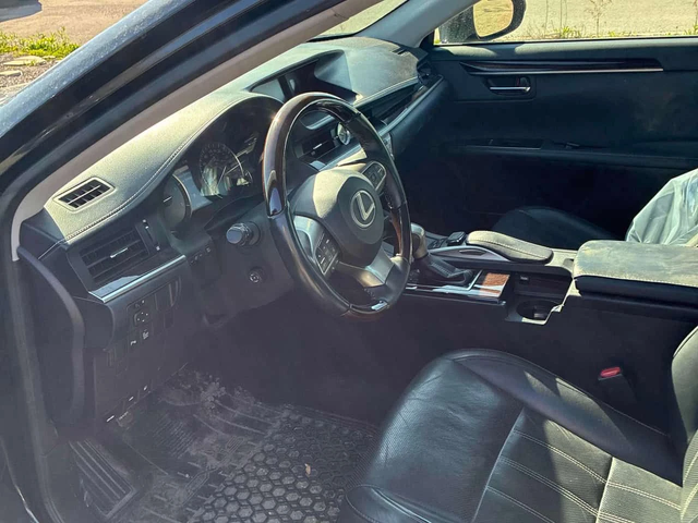 Lexus ES 350 * 4dr Sdn * 2 КЛЮЧА* ПОДГРЕВ* KEYLESS* - автомобили, коли, обяви за нови и употребявани 4