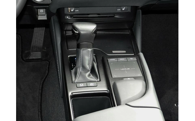 Lexus ES 300h - автомобили, коли, обяви за нови и употребявани 8