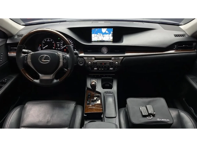 Lexus ES 350 EXECUTIVE | ПОДГРЕВ | ОБДУХ | ПАНОРАМА - автомобили, коли, обяви за нови и употребявани 8