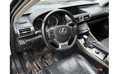 lexus-is-250 - 4