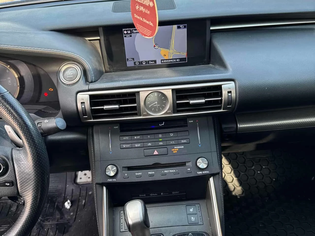 Lexus IS 250 * 4dr Sdn AWD * PANO* KEYLESS* ПОДГРЕВ* - автомобили, коли, обяви за нови и употребявани 8