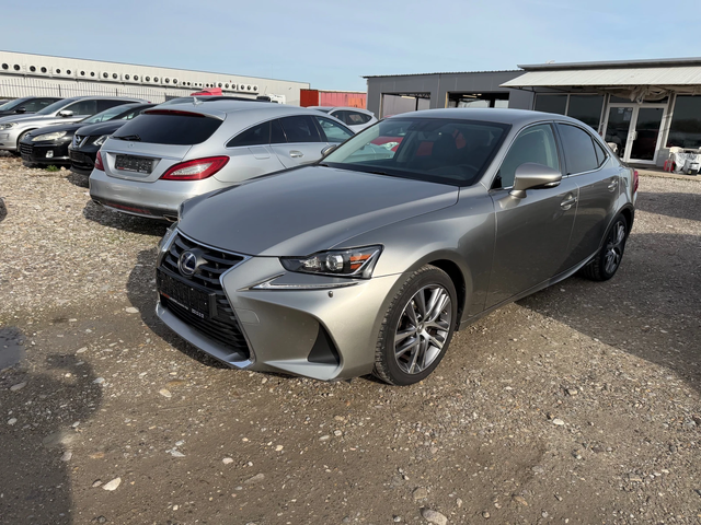 Lexus IS 300 2.5 HYBRID - автомобили, коли, обяви за нови и употребявани 0