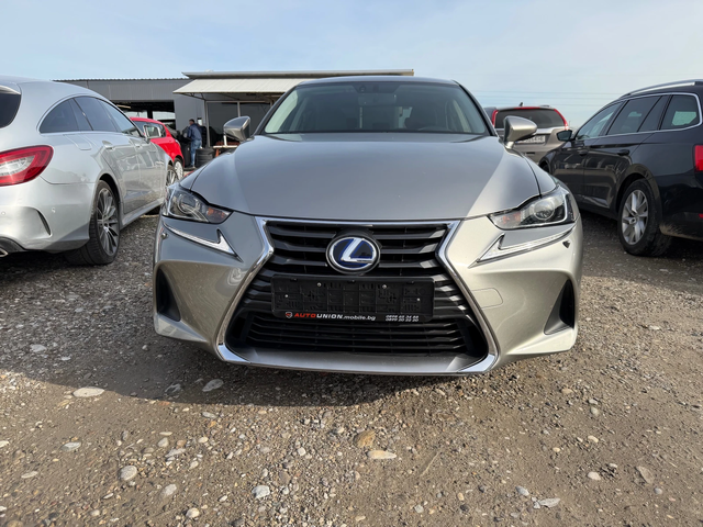 Lexus IS 300 2.5 HYBRID - автомобили, коли, обяви за нови и употребявани 1