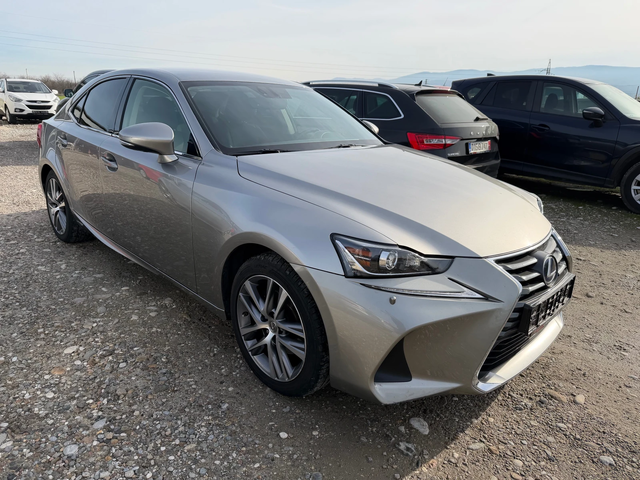 Lexus IS 300 2.5 HYBRID - автомобили, коли, обяви за нови и употребявани 2