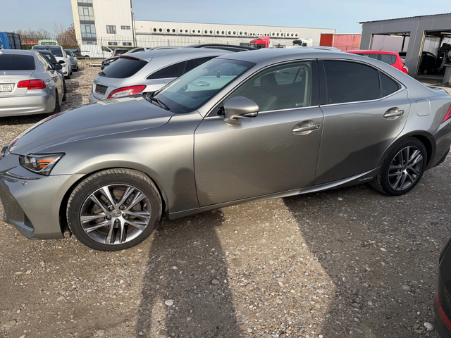 Lexus IS 300 2.5 HYBRID - автомобили, коли, обяви за нови и употребявани 6
