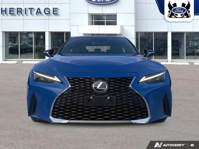 Lexus IS 300 AWD | LUX PACK | LEATHER | ROOF | NAVI | - автомобили, коли, обяви за нови и употребявани 0