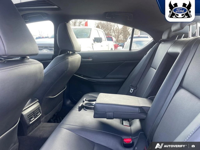 Lexus IS 300 AWD | LUX PACK | LEATHER | ROOF | NAVI | - автомобили, коли, обяви за нови и употребявани 11