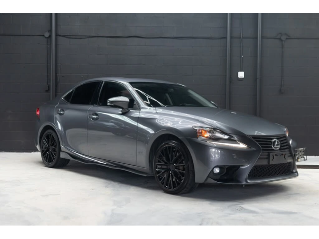 Lexus IS 300 - автомобили, коли, обяви за нови и употребявани 2