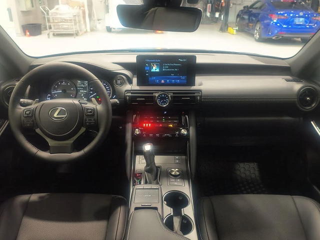 Lexus IS 300 Premium AWD* АвтоКреди* (ЦЕНА ДО БГ) - автомобили, коли, обяви за нови и употребявани 8