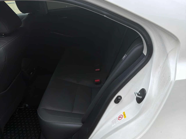 Lexus IS 300 * CARFAX * КАМЕРА * 2 КЛЮЧА * ПОДГРЕВИ - автомобили, коли, обяви за нови и употребявани 15