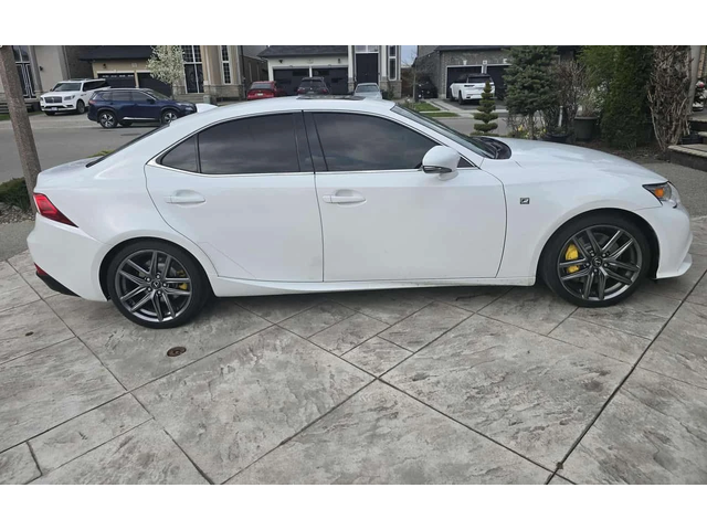 Lexus IS 300 * 4dr Sdn AWD * PANO* KEYLESS* ПОДГРЕВ* - автомобили, коли, обяви за нови и употребявани 2