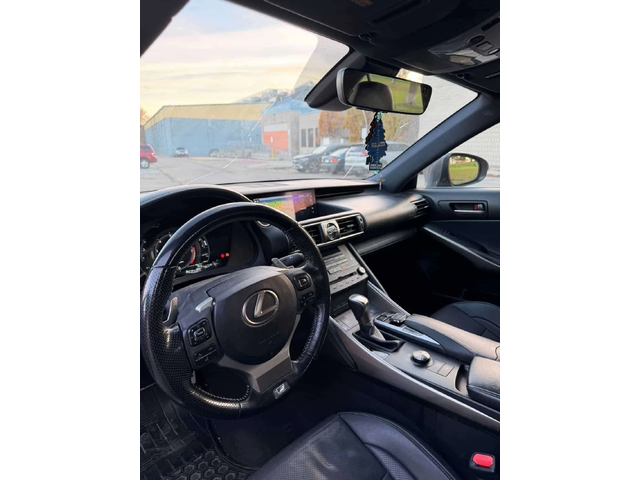 Lexus IS 300 DISTRONIC* ОБДУХВАНЕ* PANORAMA* - автомобили, коли, обяви за нови и употребявани 7