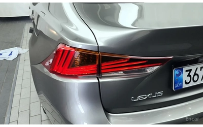 lexus-is-300 - 4