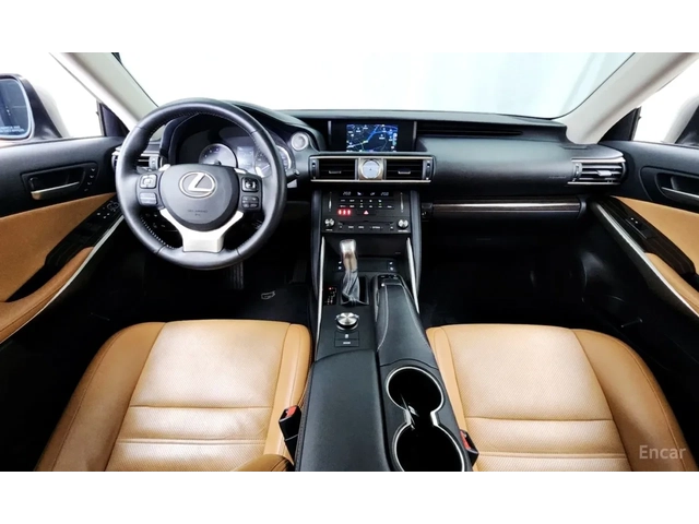 Lexus IS 300 Supreme * Панорама * Кожа - автомобили, коли, обяви за нови и употребявани 13