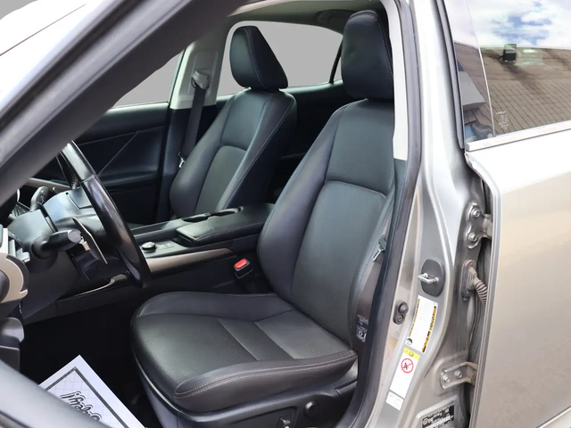 Lexus IS 300 AWD V6 CERTIFIED *LEXUS MAINTAIN*2nd WINTER* CAMERA NAV BLUETOOTH LEATHR HEATED SEATS SUNROOF CRUISE ALLOYS All Wheel Drive - автомобили, коли, обяви за нови и употребявани 11
