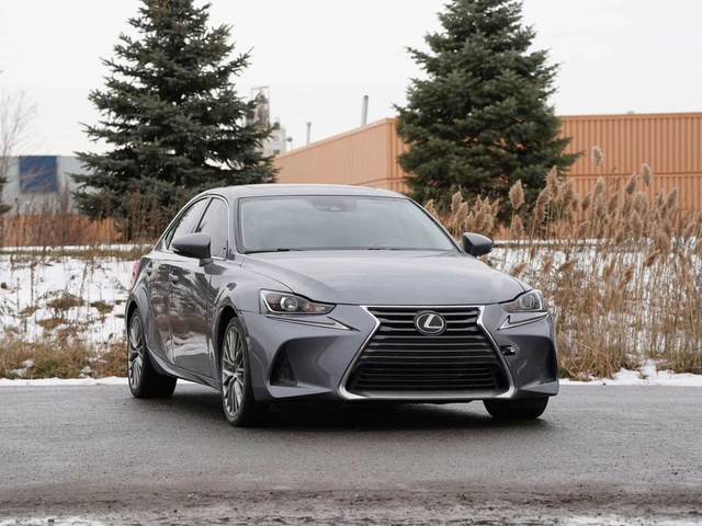 Lexus IS * 300 * CARFAX * ЦЕНА ДО БГ - автомобили, коли, обяви за нови и употребявани 0