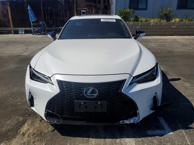 Lexus IS 350 F* SPORT* ПОДГРЕВ* КАМЕРА* SUNROOF* KEYLESS* - автомобили, коли, обяви за нови и употребявани 2
