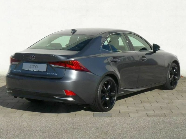 Lexus IS 300h Competition - автомобили, коли, обяви за нови и употребявани 3