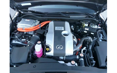 Lexus IS 300h Competition - автомобили, коли, обяви за нови и употребявани 6