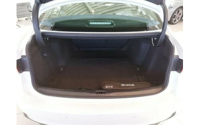 Lexus IS 300h Sport Line - автомобили, коли, обяви за нови и употребявани 11